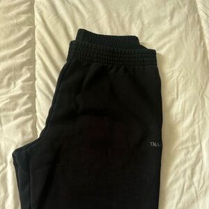 Aritzia Tna Sweats